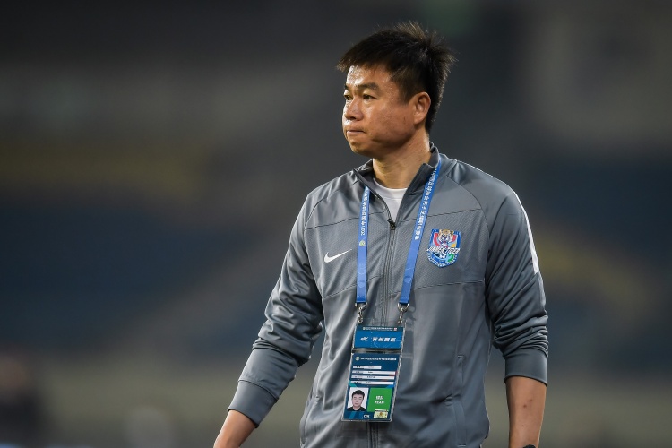 于根伟：足协杯失利我们找到很多问题，跟申花比赛是非常艰苦的