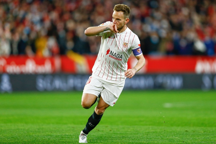 宣布退役！拉基蒂奇回顾生涯：当巴萨这样的队邀请我才会离开塞维