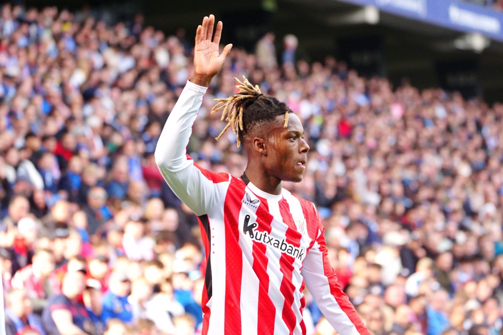 前毕巴后卫：巴萨宣称与尼科达成了协议，把球员置于了艰难境地